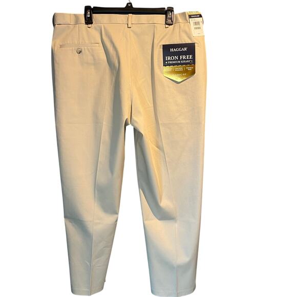 Haggar NWT khaki pants Iron Free Size 40x29 Classic Fit Business Casual Work - Picture 2 of 5